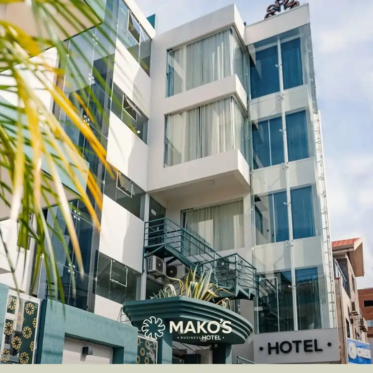 Makos Hotel