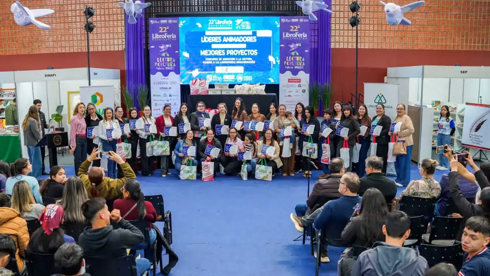 Premiación del Concurso de Animadores de Lectura ¡Vamos a la Libroferia Encarnación!