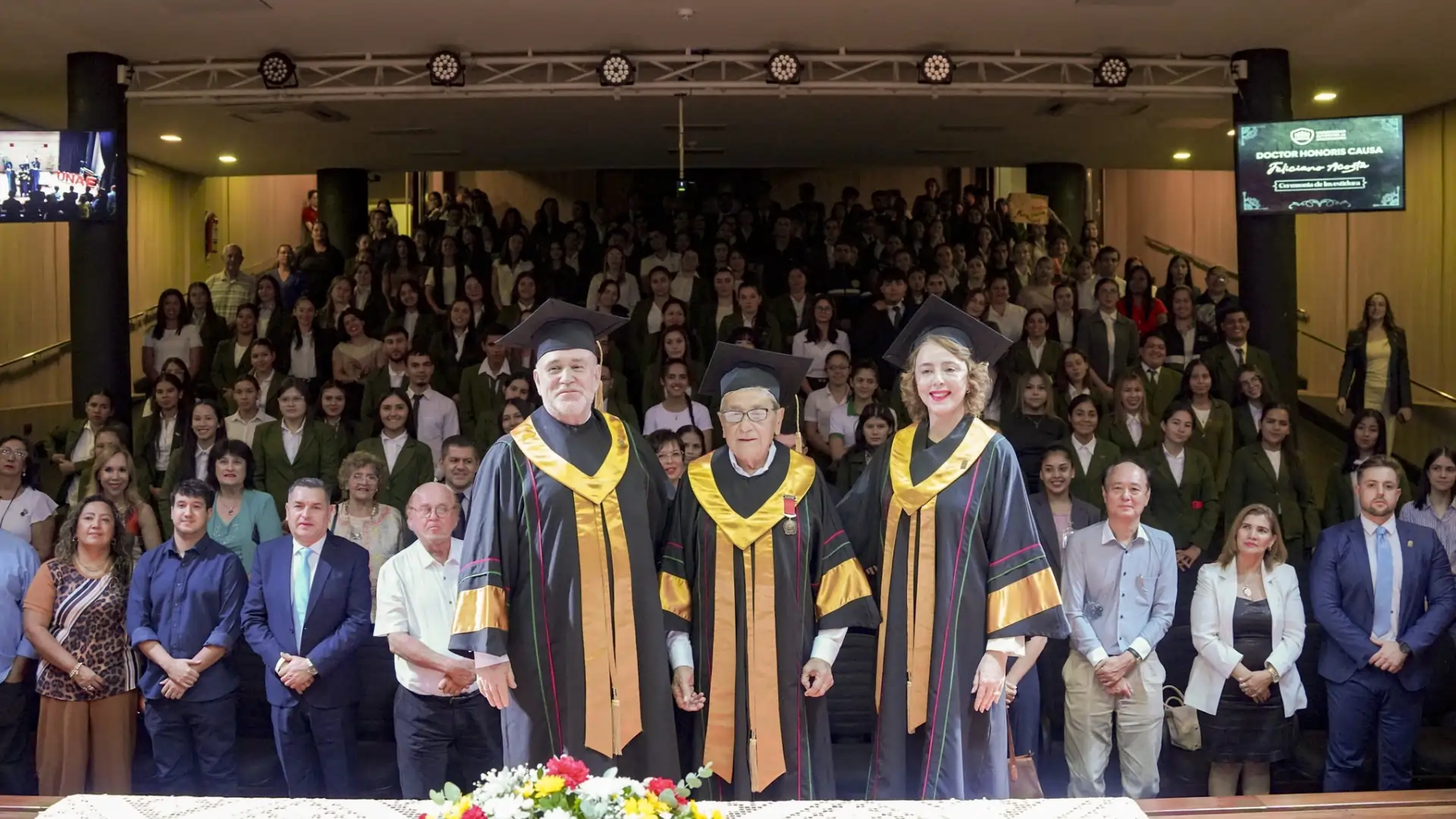 La UNAE confirió el Doctorado Honoris Causa al Prof. Feliciano Acosta Alcaraz