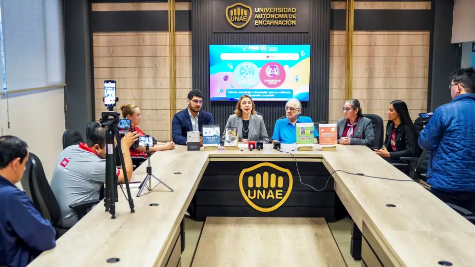 La UNAE presentó el programa del XII Encuentro de Investigadores y XV Encuentro de Tesistas, una iniciativa científica consolidada con 15 años de trayectoria