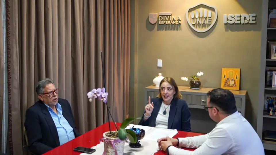 UNAE y MADES mantuvieron una reunión de trabajo para analizar posibles líneas de colaboración institucional